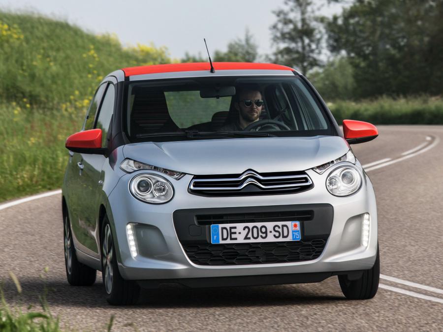  Citroen C1 Airscape 5-Door 2014 года  (фото 18 из 24)